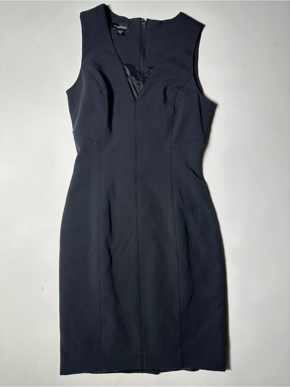 Y2K bebe Black V-Neck Sleeveless Midi Sheath Dress